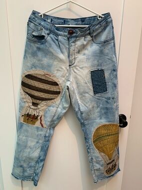Romon Light Blue Women’s Patchwork Denim Jeans with Hot Air Balloon Motif